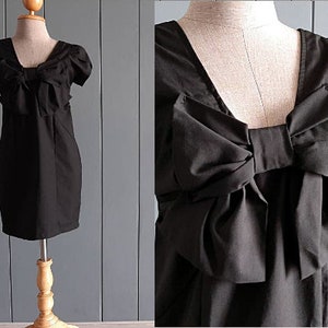 S - 90s Little Black Dress - Oversized Big Bow Dress - 30" waist -Minimalist Black Cocktail Dress