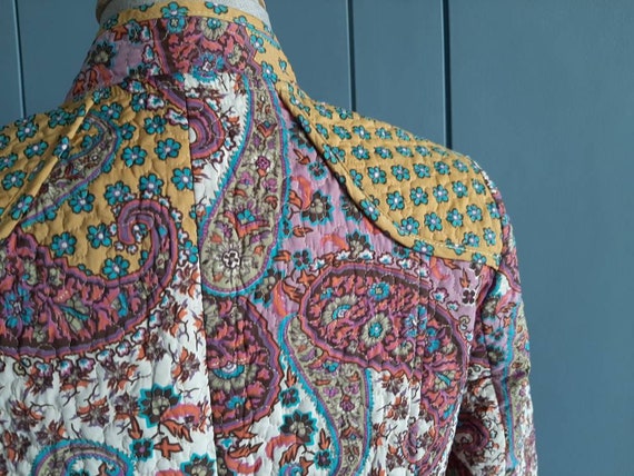 S - Vintage Quilted Jacket - Boho Hippie Paisley … - image 6