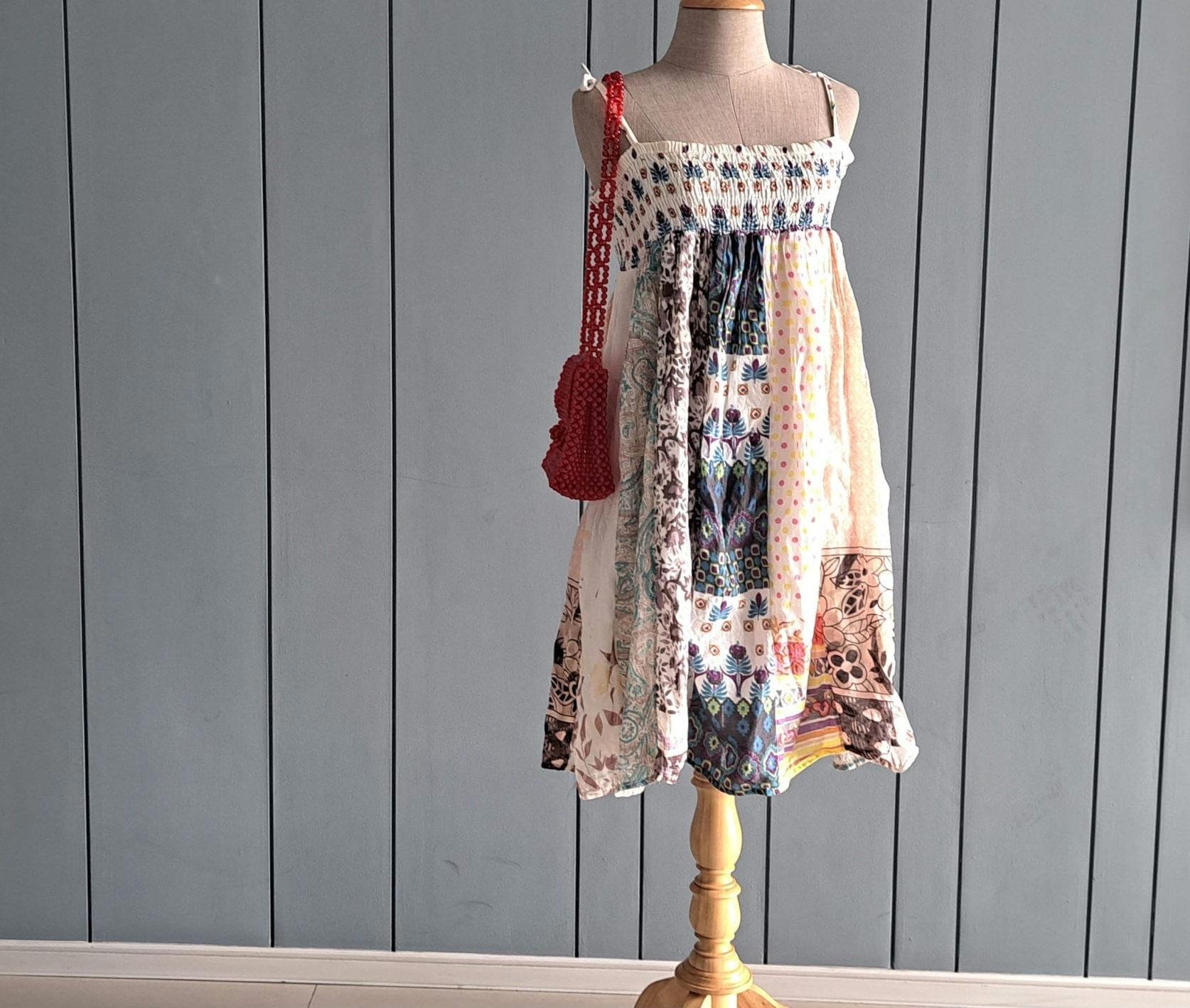 casual floral midi dress for women Women's Print – Long Sleeve Tie Neck Dress – FineLook Blue WhiteSize + Fit MARCH2021 Color:Deep Mocha Neeno Women's Dresses Ribbed