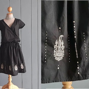 M - 90s Black Cotton Dress - Paisley Embroidery Mini Day Dress - Low Waist Drop Waist Dress - Medium