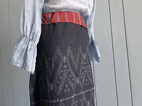 Pure Cotton Sarong Wrap - Vintage Lao Ikat Cotton… - image 5