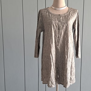 S - M  90s Silk Tunic Blouse Silvery Gray Minimalist Eileen FISHER 3/4 Sleeved Blouse