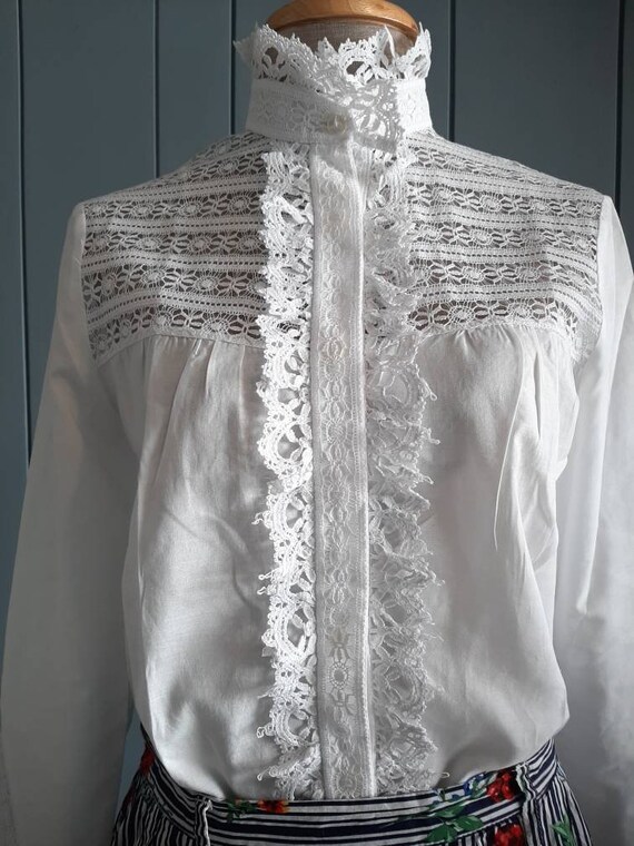 S - Vintage Summer White Cotton Shirt - Lace Ruff… - image 6
