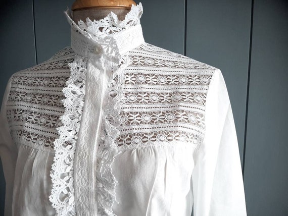 S - Vintage Summer White Cotton Shirt - Lace Ruff… - image 4