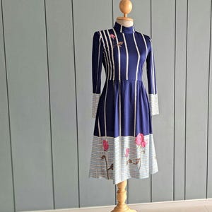Woman's Vintage Cotton Dress - 70s Petite Mod Long Sleeved Dress - Floral Rose High Neck Dress - XXS -XS - 30" Bust and 25" Waist