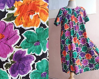 M - L - 70s Floral Day Dress - Spring Summer Cotton Dress - Orange Purple Floral Print - One Pocket Maternity Dress - 44" Bust 50" Waist