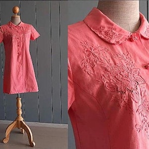 S - 60s Mod Chinese Dress - Cotton Shift Dress - Hand Embroidered Dress - Coral Cotton Dress