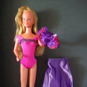SALE Vintage Super Teen Skipper #2756 by Mattel 1978 Original Clothes Darling Doll