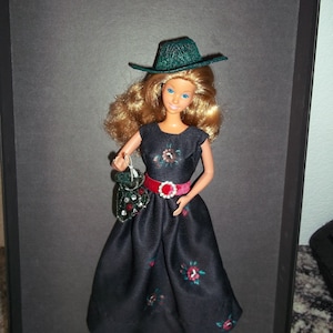 Barbie Heart Family Mom di Mattel Vintage da collezione, include nuovi vestiti OOAK, completo, abito, cappello, borsa, cintura, scarpe, spedizione GRATUITA negli Stati Uniti.