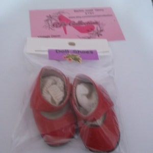 Doll Shoes Red Leather Like Strappy Snaps Mary Janes Soles 2&quot; x 1 &quot;  5cm x 2.5cm Darling Vintage Doll Shoes FREE Ship in Continental U.S.