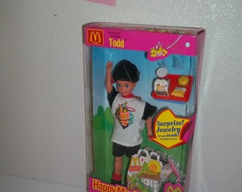 Happy Meal Todd Doll von Mattel Neu in Box 1993 Freund von Stacie Doll #11475 Kleine Schwester von Barbie Barbie geschnitten