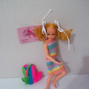New Dramatic Living Skipper Vintage Doll #1117 Mattel 1969 Eyelashes Sunny Pastels Dress Shoes by Mattel # 1910 in 1966 Great Condition
