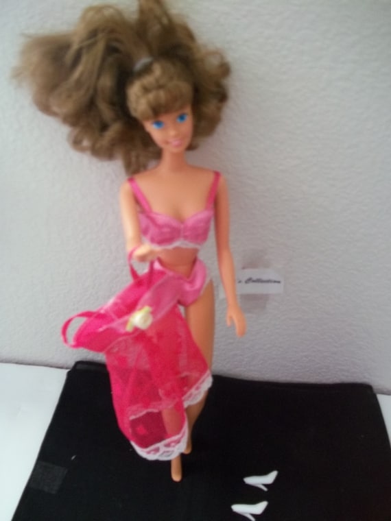 Buy Barbie Doll Brunette Mattel 1992 Brand New With Lingerie Slip Bra  Underwear Nightgown Sleepwear 3 Pc Set New Doll and Clothes De Box Online  in India 