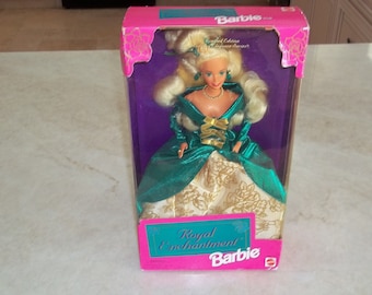 Royal Enchantment Barbie Limited Edition Elegance Series Green Gold Gown # 14010 1995 by Mattel Holiday Ireland Green Eyes Free Ship in US
