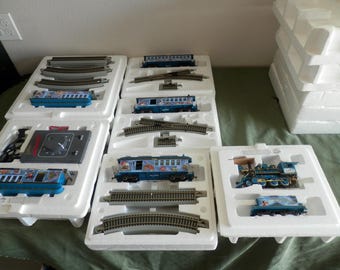 Hawthorne Disney Train Set Complete  COA 1970-1980 Engine Coal Car 5 Passenger Cars Track Controller Wonderful Collectable Train Set Boxed