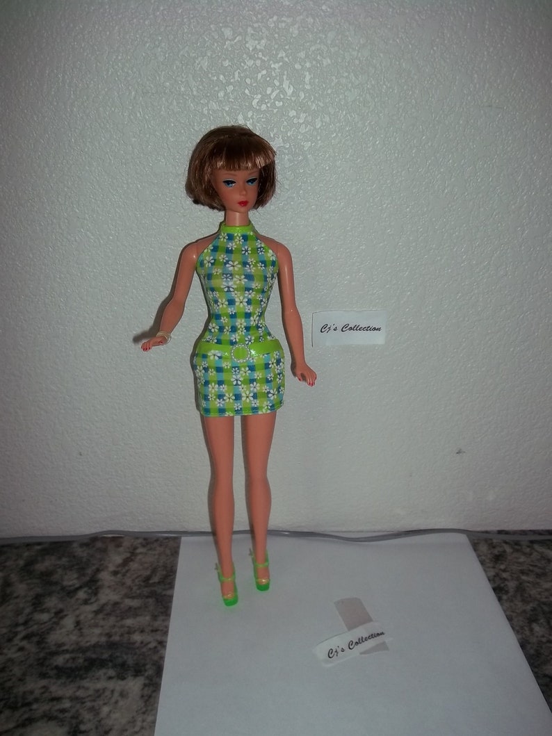 Reproduction American Girl Type Barbie wearing Retro Mod Style Green Blue Plaid Dress Heels New DeBox Mattel FREE ship w/in Continental U.S.