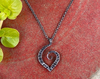 Textured 6th anniversary heart necklace