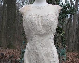 Hermoso vestido de encaje