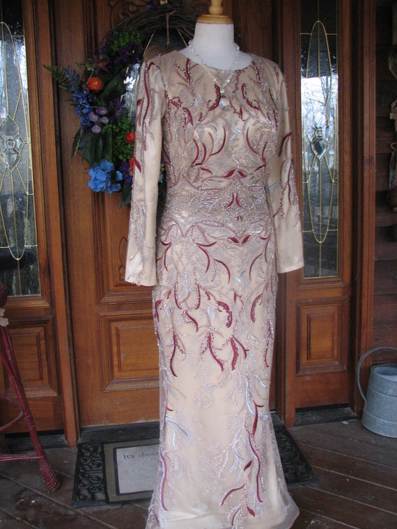 Beautiful Beaded gown - image 10