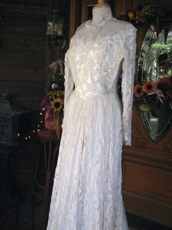 vintage ivory dresses Florence Dress