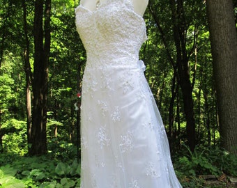 Sale - Sale -Gorgeous Lace Strapless Gown