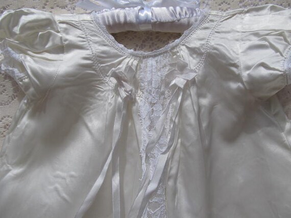 Sale - Sale -Vintage Ivory Satin Christening/Bapt… - image 2