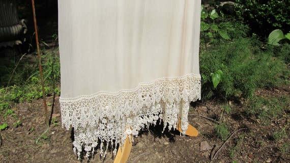 Beautiful Gown with Beautiful Laces - image 5