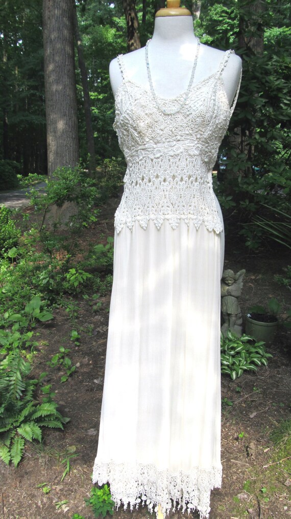 Beautiful Gown with Beautiful Laces - image 2