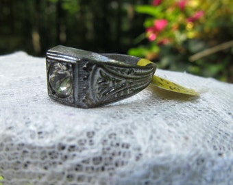 Antique/Vintage UNCAS Silver Plated Ring 1930"s with cubic zirconia stone