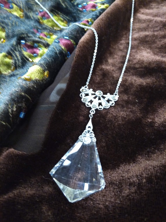 Antique Crystal necklace/pendant - image 4