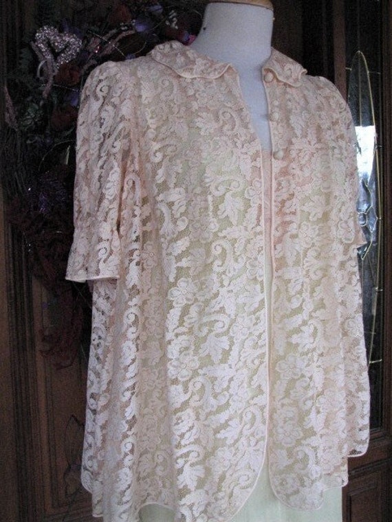 Vintage Lace Bed Jacket