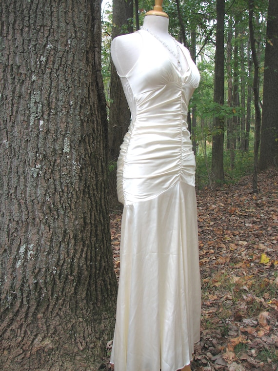 Vintage Ivory Bridal Gown/Dress