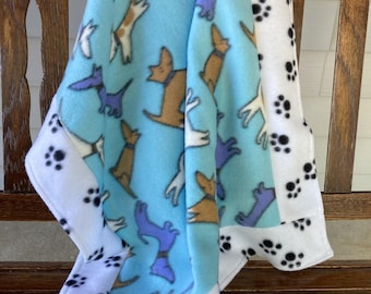 Soft Fleece Dog Blanket with Dog and Paw Print Border