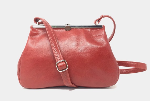 Red leather shoulder best sale bag