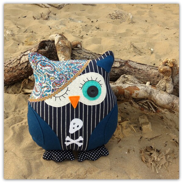 Sale!!!  A dapper pinstripe pirate owl pillow.  Owl cushion.  14.2 inches tall.  (36cm)   Nautical decor.