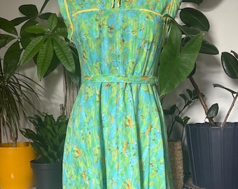 Abito estivo vintage verde a fiori