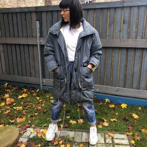 Parka acolchada vintage de plumón de pato extragrande: Chaqueta de invierno de algodón gris (talla M)