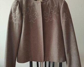 Vintage soft embroidered women's KAI-MING blazer/ Size US 10
