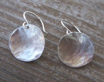 SALE! Silver Disc Earrings, Hammered Silver Earrings (Large)