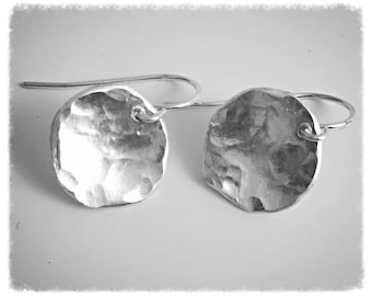 Hammered Sterling Silver Disc Earrings: Small Everyday Jewelry
