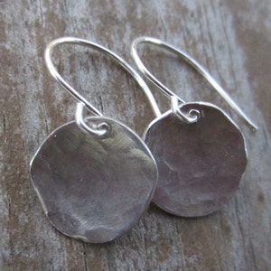 Hammered Sterling Silver Disc Earrings: Small Everyday Jewelry image 2