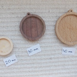 BULK 5-10 pc wooden 20/30/40 mm round pendant base with cabochon frame,bulk wooden jewel supply,blank bezel cup,wooden blank pendant tray