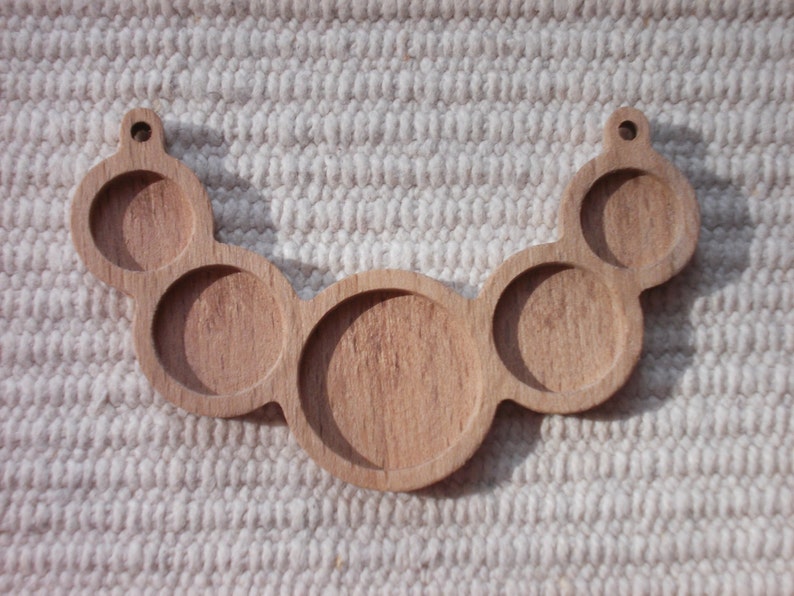 1 p unfinished wooden pendant tray with 25, 18,14 mm cabochon frame,wooden blank jewellery supply,bezel cup,making jewellery,wooden olimpics With simple edge