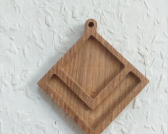 1 pc unfinished 1.5"x1.5" square-shaped pendant base with edge decoration,blank pendant setting/frame,square pendant resin tray