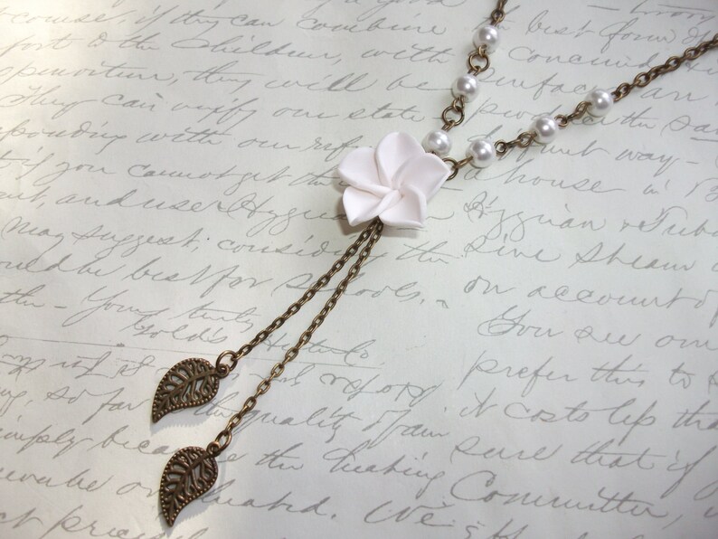 Vintage style antique bronze white flower necklace with pearls