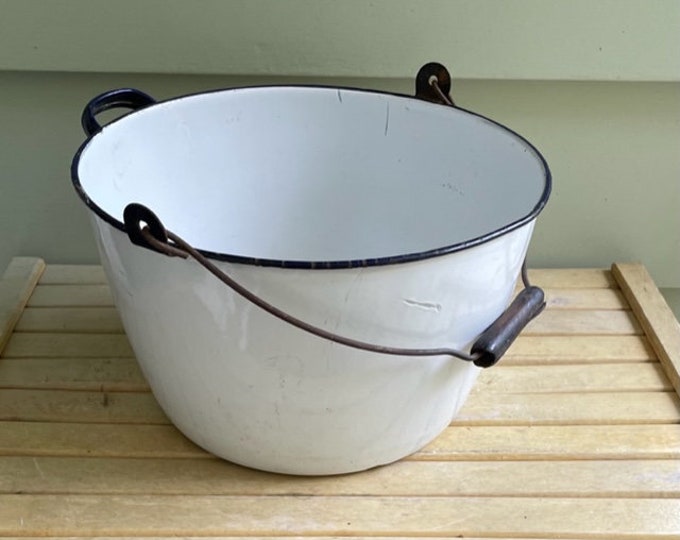 Vintage Enamel Bucket With Blue Trim, Farmhouse Enamelware Etsy
