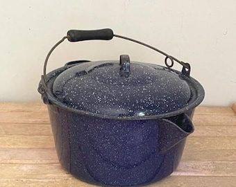 Vintage Blue Speckle Graniteware Cooking Pot With Lid