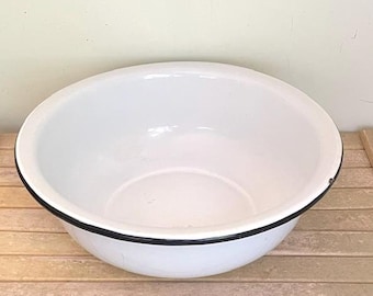 Large Enamel Wash Basin, Vintage Farm Basin
