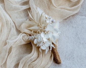 Dried flower white button hole / wedding boutonniere