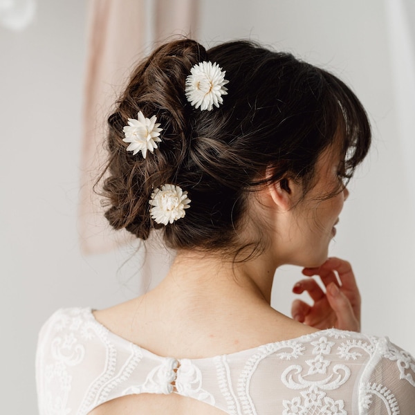 Pippa Dried Straw Flower Helichrysum Wedding Bridal Hair Pins